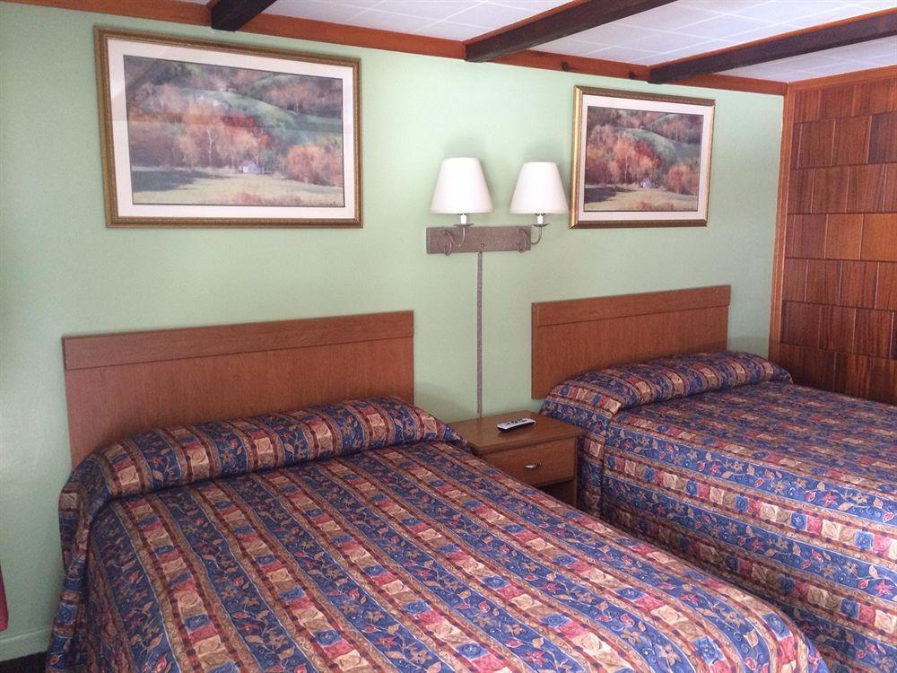 Relax Inn Блумсберг Экстерьер фото